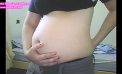 Amazing filthy Mentos + Coca Cola