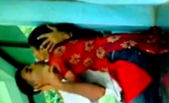 Bangladeshi Muslim girl Farzana fucking her bf secretlly