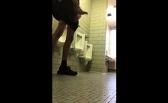 College bathroom cum