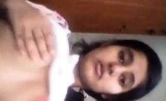 Sonia Show Her Boobs Lahore