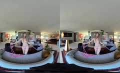 Emily Bloom loves making your dick explode in a solo
