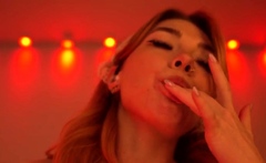 Amateur brunette ariana marie solo toying