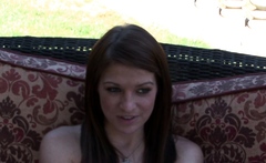 Close up fuck girl in big cock