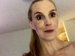 Busty amateur milf masturbates in the shower