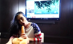 Close Up Amateur Solo Girl