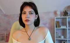 Brunette Solo Webcam Masturbation