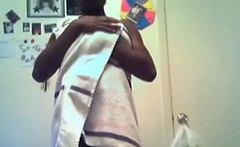 Pretty Ebony Amateur on Webcam