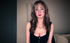 Mz Sienna Foxx - Stroking Behind Her Back