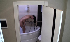 Hidden Cam porn video – Showering amateur teen slut
