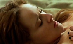 Redhead Celebs In Steamy Lesbian Scene