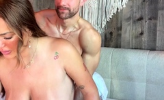 Alanna Pow Thick Babe Gets Pounded On A Livestream Onlyfans